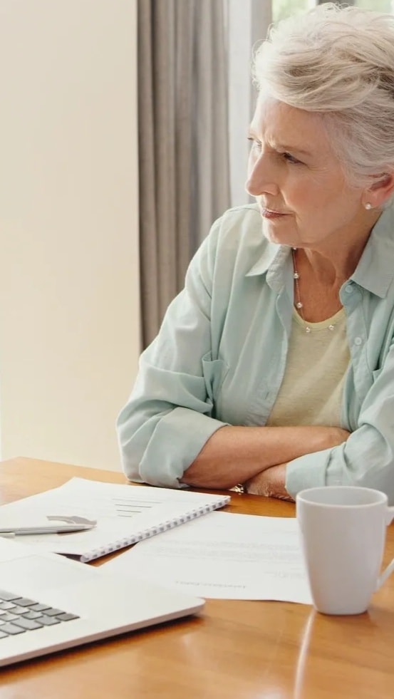 Parents meeting with a financial advisor to plan for college